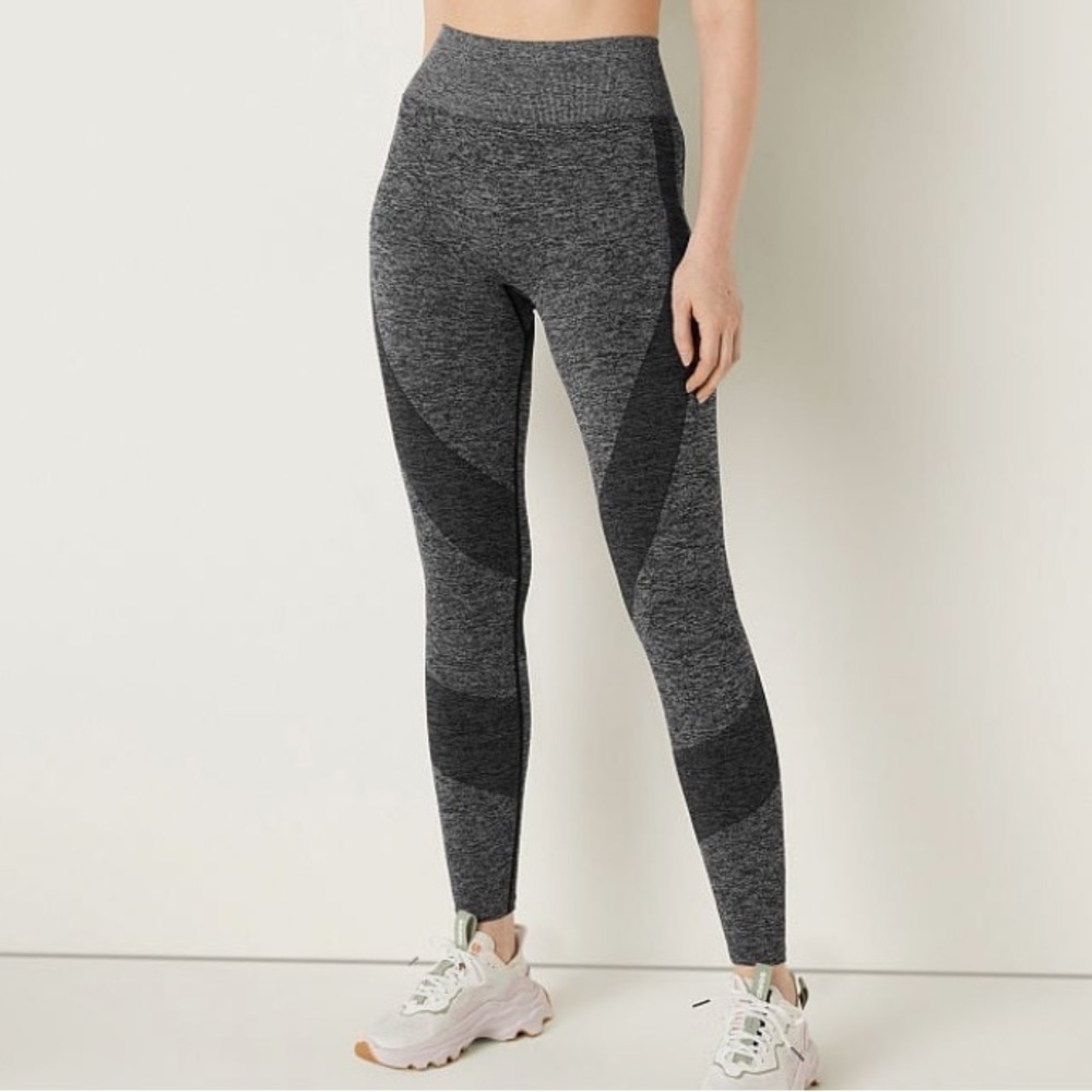 PINK Grey Seamless Air Leggings